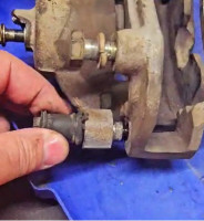 SlidePininCaliper1.jpg