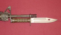 1200px-US-Military-M9-Bayonet.jpg